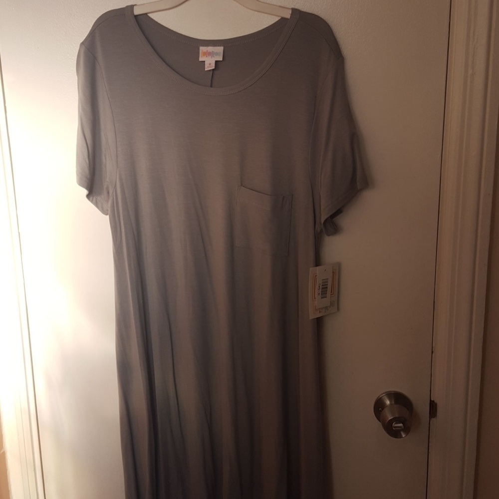 NWT Slinky Solid Gray M  Carly